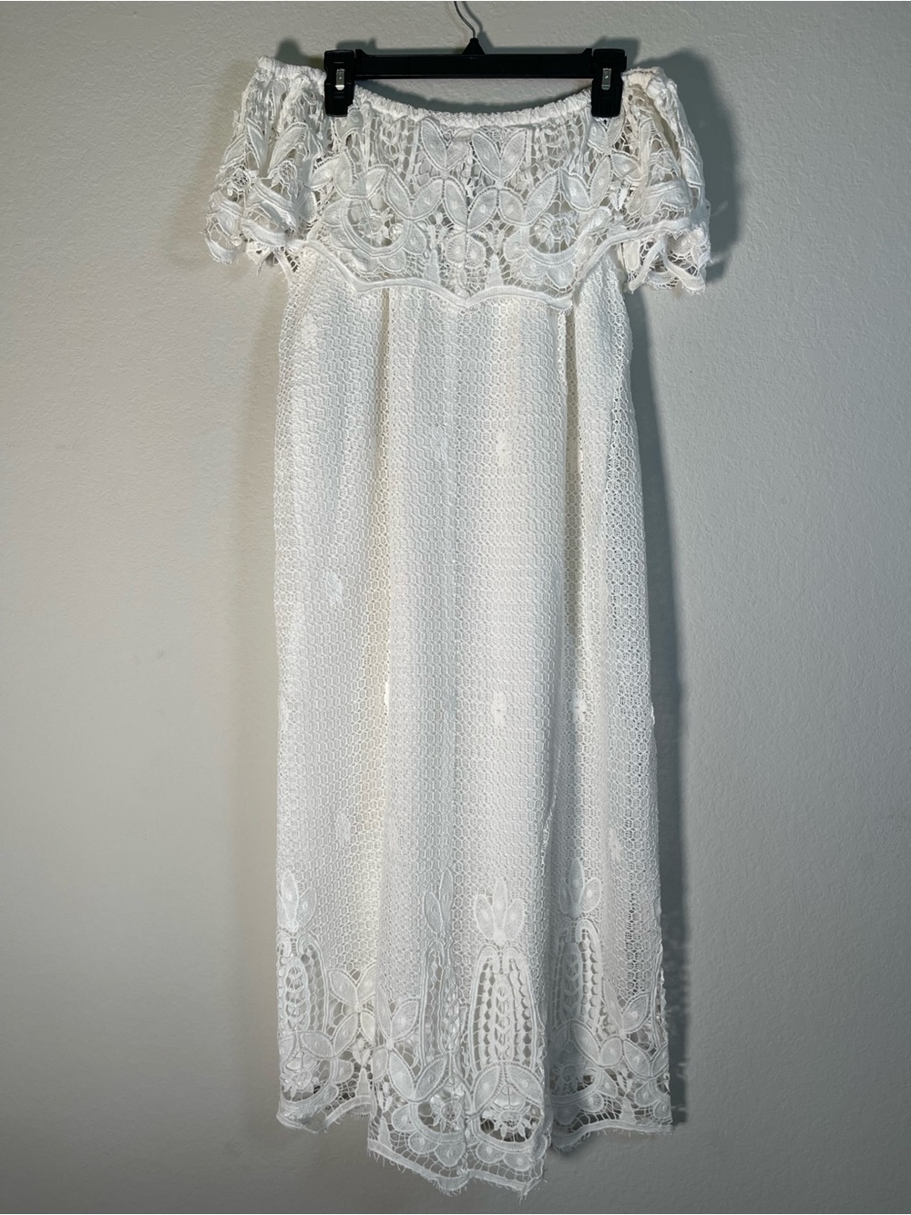 Tuckernuck Avalon Crochet Dress Womens XS White Lace Off-Shoulder NWT - Picture 10 of 15